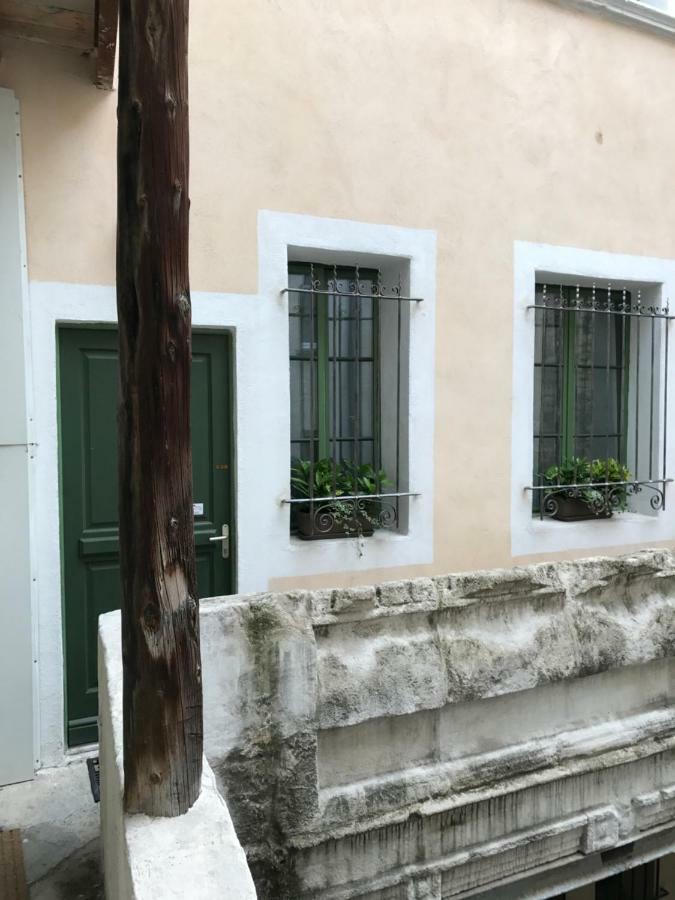Appartements Nîmes Zewnętrze zdjęcie